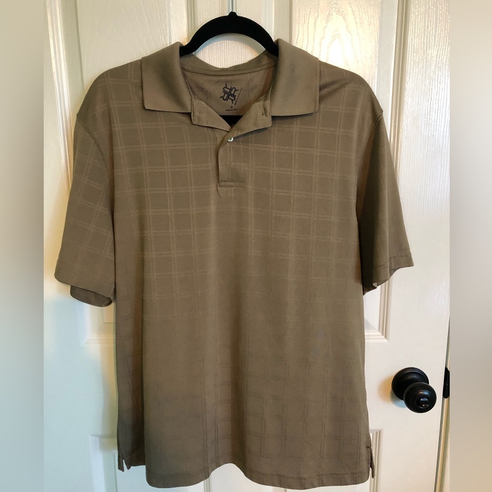 R & R Casuals Men’s Medium Polo Shirt